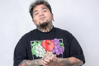 King Abdi Menyalakan Harapan di Tengah Gelapnya Banjir Aceh Tamiang