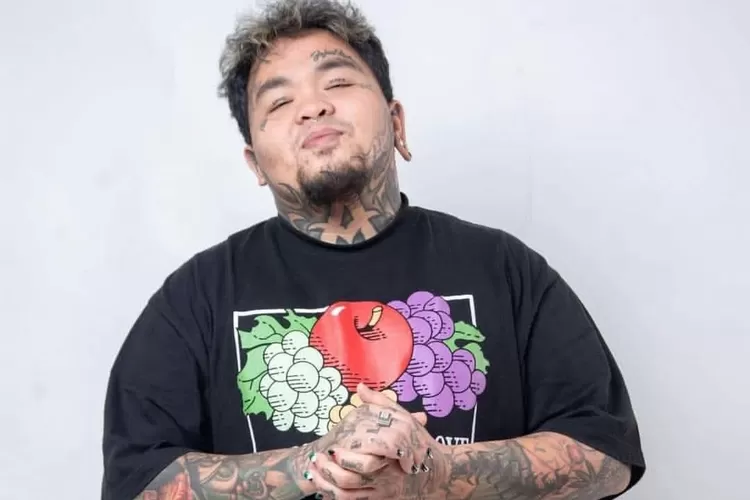 King Abdi Menyalakan Harapan di Tengah Gelapnya Banjir Aceh Tamiang