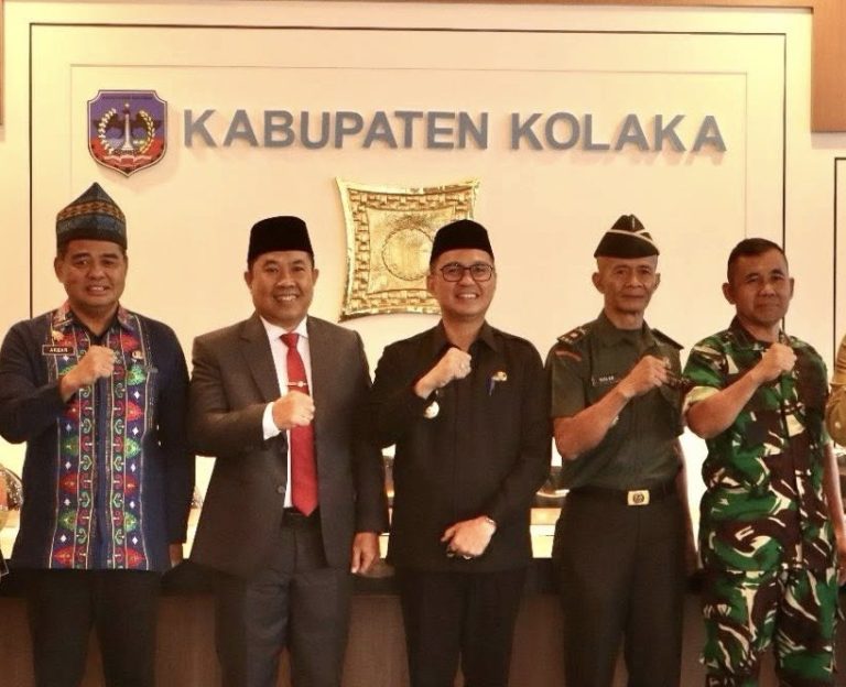 Bupati Kolaka, Amri melantik Kepala Dinas Ketahanan Pangan dan Holtikultura