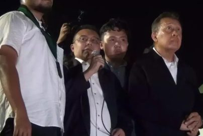 Sufmi Dasco Ahmad menemui Peserta Demonstrasi di DPR RI