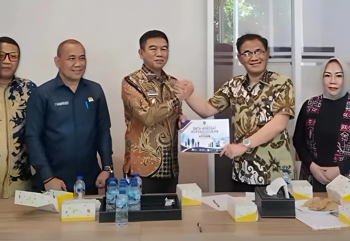 Irham Kalenggo Paparkan Tingkat Kemiskinan Konawe Selatan di Hadapan Budiman Sujatmiko