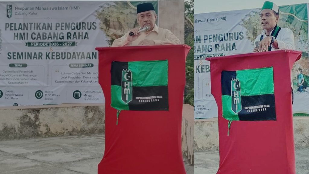 Ketua HMI Cabang Raha L.M. Idul Rahim dan Bupati Muna, Bachrun memberikan sambutan dalam acara pelantikan pengurus HMI Raha (!2/07/2026). Foto Istimewa